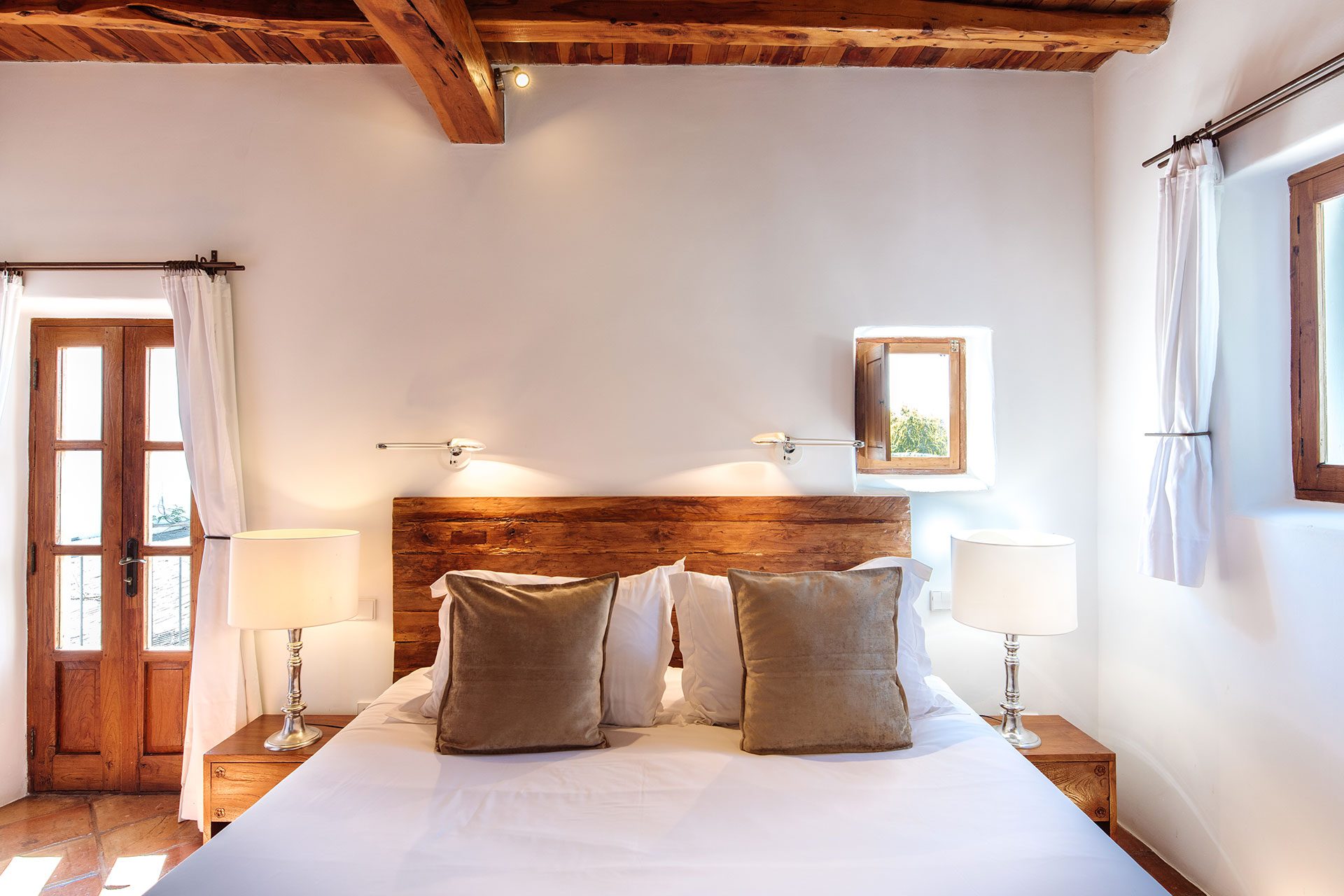 atzaro-agroturismo-ibiza-luxury-hotel-offers-2